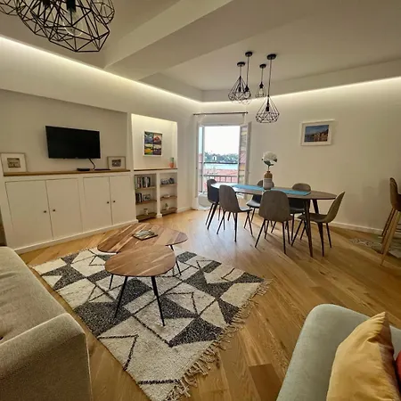 Lara Ap4441 By Riviera Homes * Вильфранш-сюр-Мер